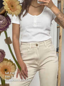 Buttoned top with short sleeves white
