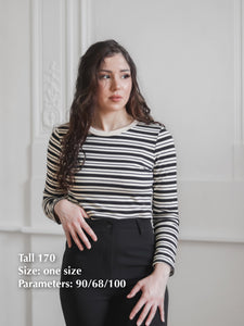 Striped round neck crop-top with sleeves